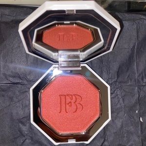 Fenty Beauty Blush highlighter in Ruby Richez .